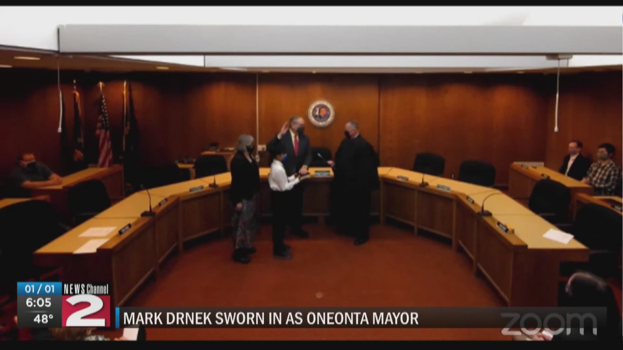 Mark Drnek sworn in as Oneonta Mayor - Vimarsana News